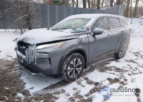 2022 Nissan Rogue Sv Intelligent Awd z USA, uszkodzony, nr VIN 5N1BT3BB5NC684996